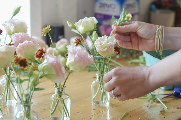 Flower Arranging: How Many Flowers Do You Need?