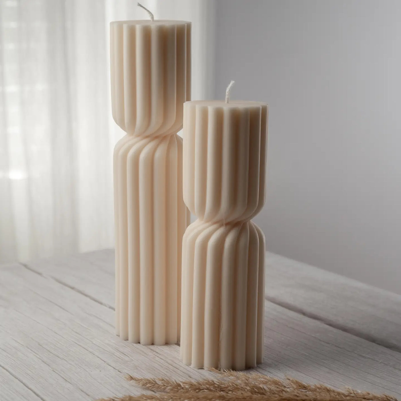 Twisted Rib Candle (Large)