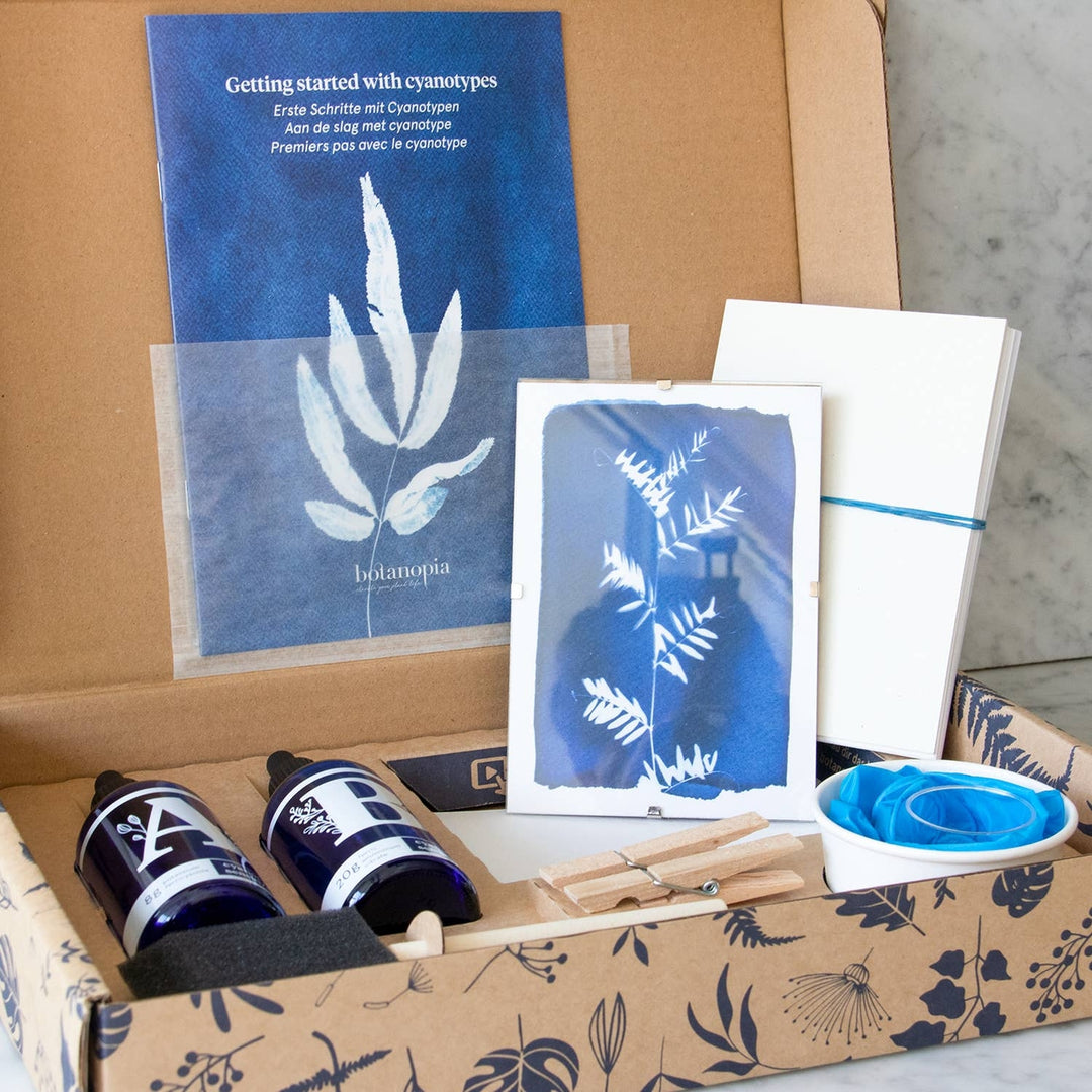 Cyanotype Kit: Make Blueprints & Sun Prints