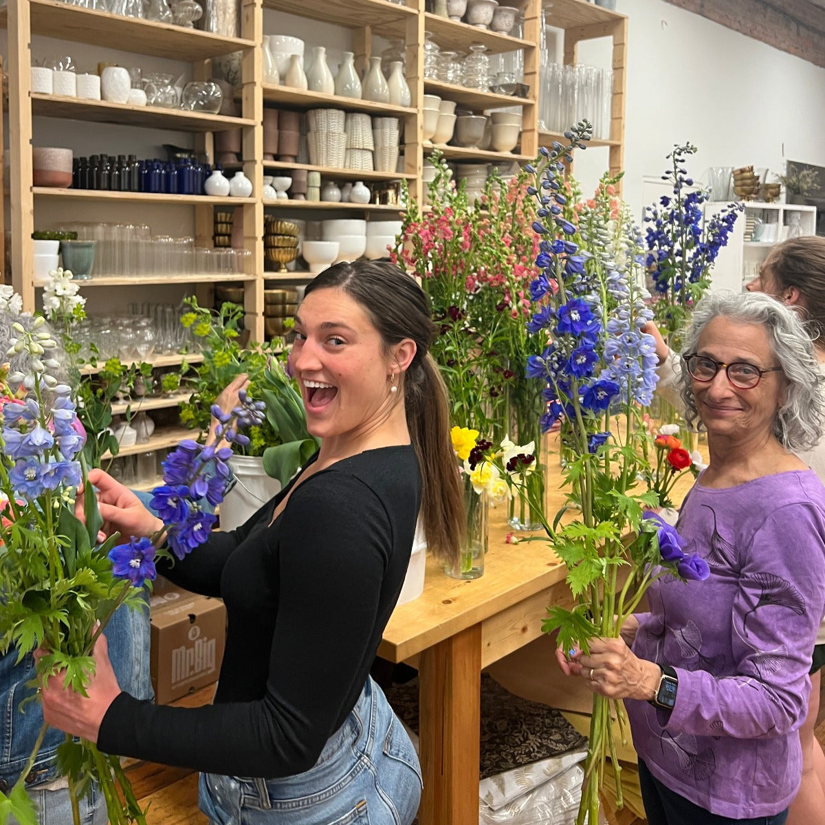 Ranunculus & Spring Flowers! Wednesday Flower Workshop: April 17