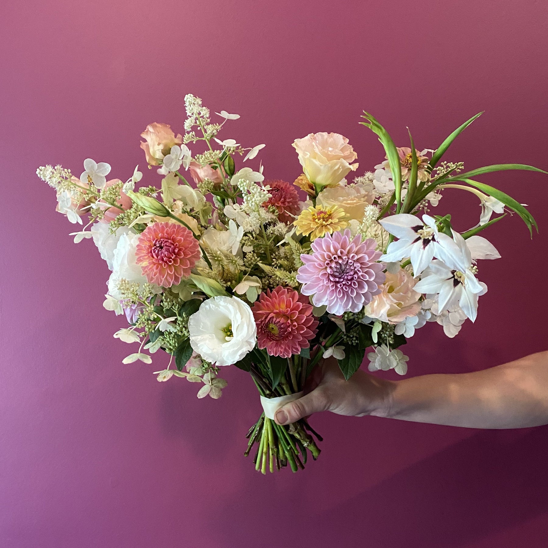 Classic Bridal Bouquet – Carolina Flowers