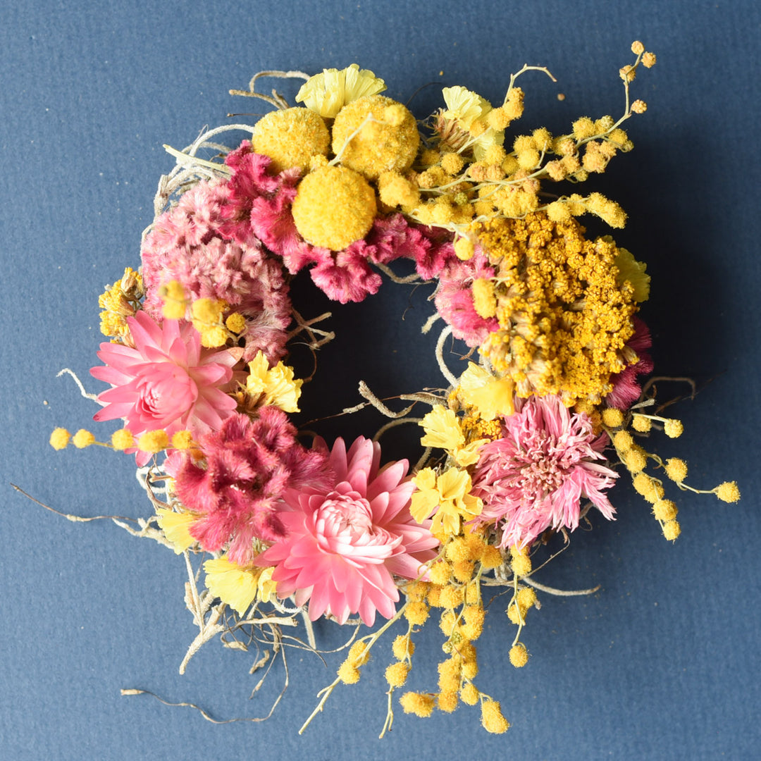 Mini Magnetic Dried Flower Wreath